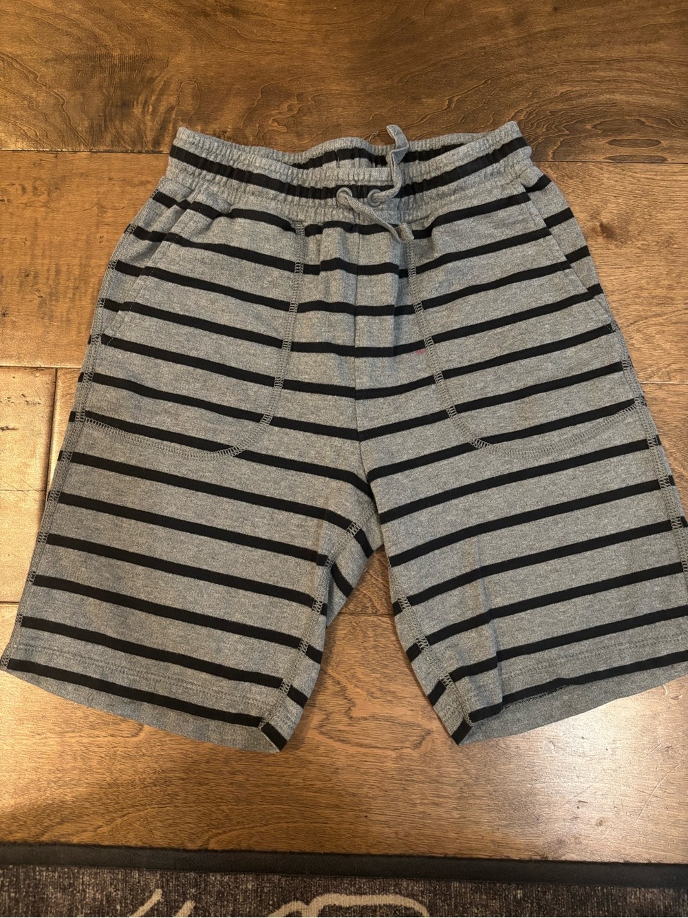 Hanna Andersson Gray and Black jersey Knit Shorts